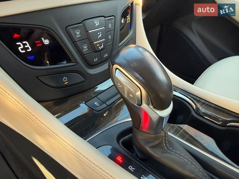 Позашляховик / Кросовер Buick Envision 2018 в Києві