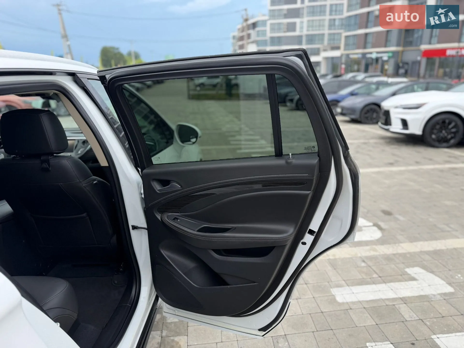 2017 Buick Envision - мініатюра 27