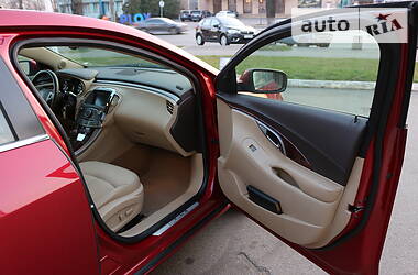 Седан Buick LaCrosse 2012 в 