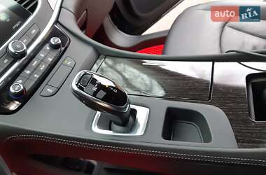 Седан Buick LaCrosse 2016 в Коростене