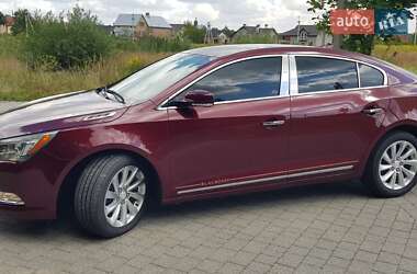 Седан Buick LaCrosse 2015 в Городку