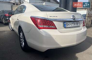 Седан Buick LaCrosse 2014 в 