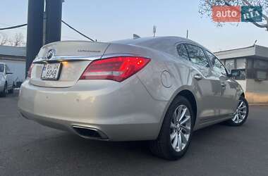 Седан Buick LaCrosse 2015 в 