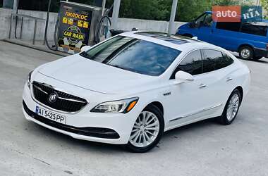 Седан Buick LaCrosse 2018 в Киеве
