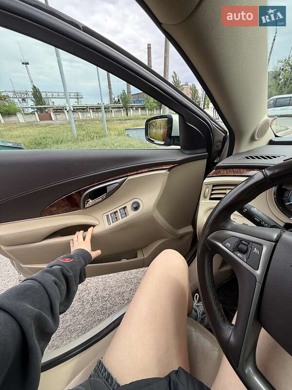 Седан Buick LaCrosse 2012 в Киеве