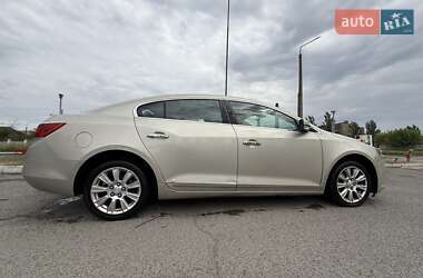 Седан Buick LaCrosse 2012 в 