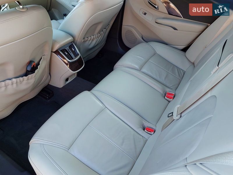 Седан Buick LaCrosse 2015 в Одессе