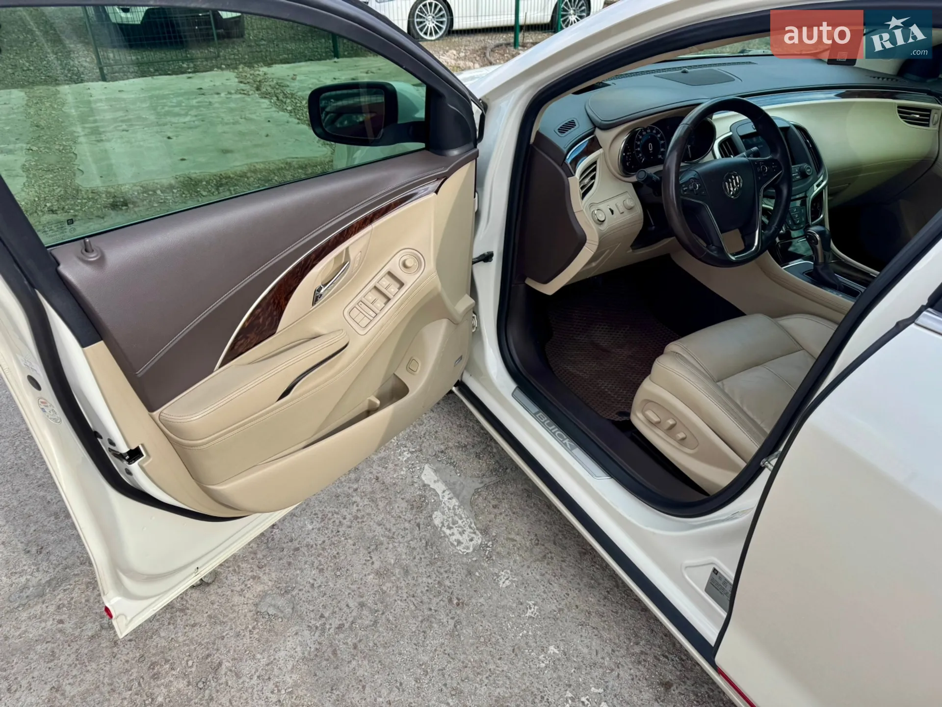 2013 Buick LaCrosse - мініатюра 29