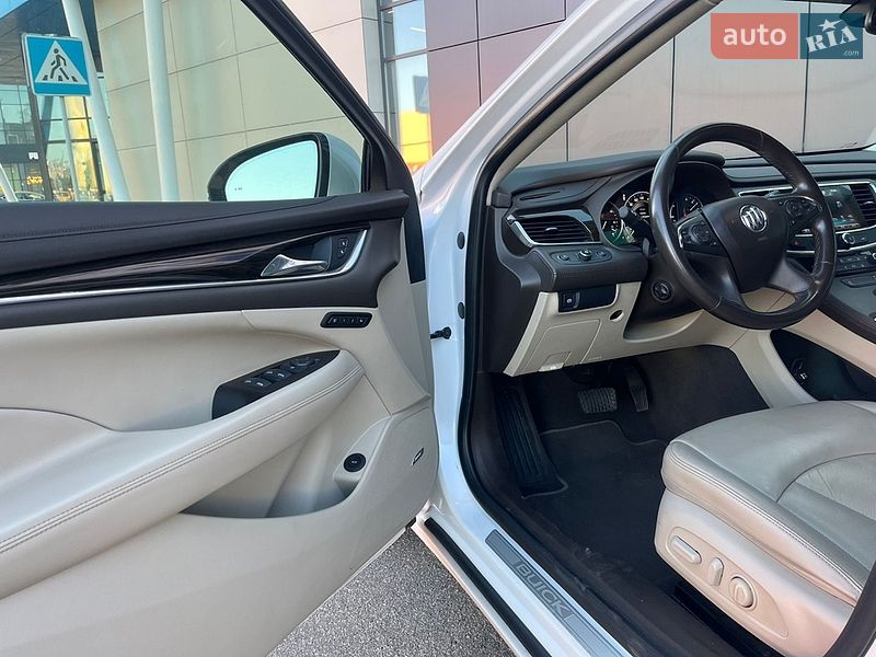 Седан Buick LaCrosse 2016 в Киеве