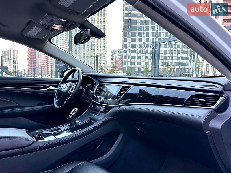 Седан Buick LaCrosse 2017 в Киеве