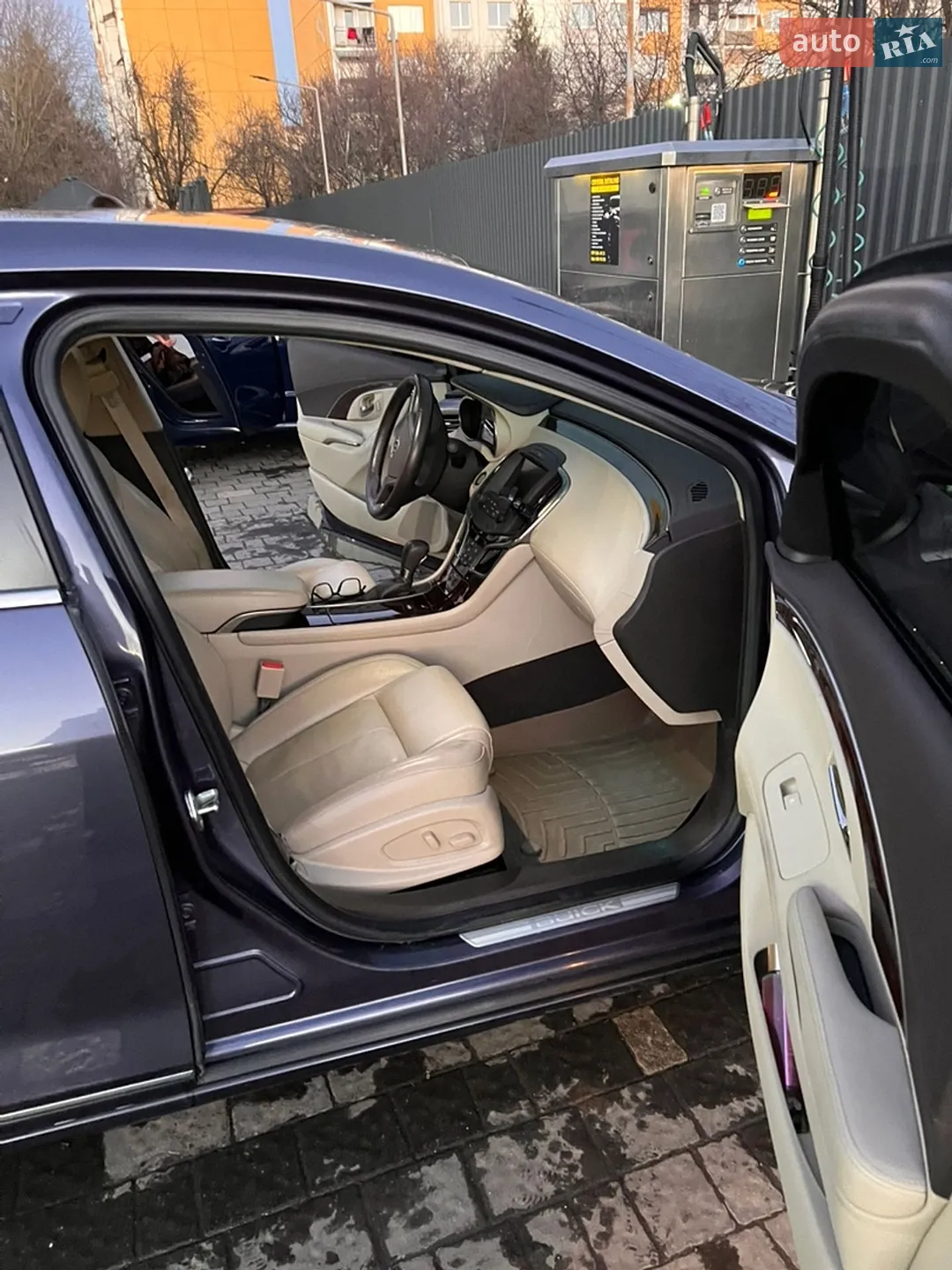 2013 Buick LaCrosse - мініатюра 16