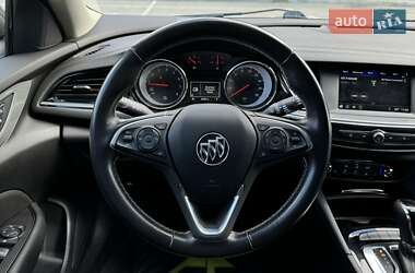 Седан Buick Regal TourX 2018 в 