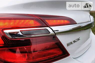 Седан Buick Regal 2015 в 