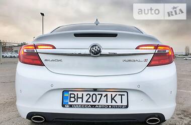 Седан Buick Regal 2015 в 