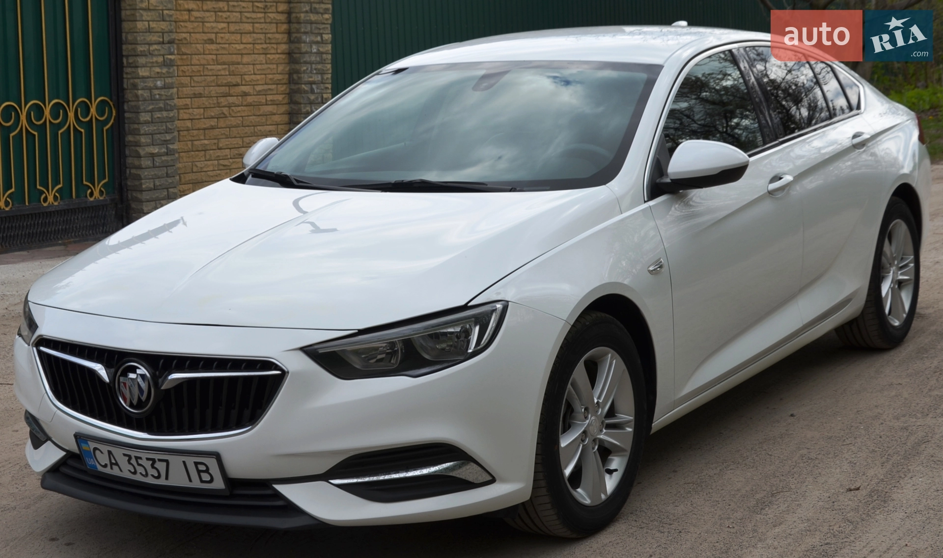 2018 Buick Regal - мініатюра 2