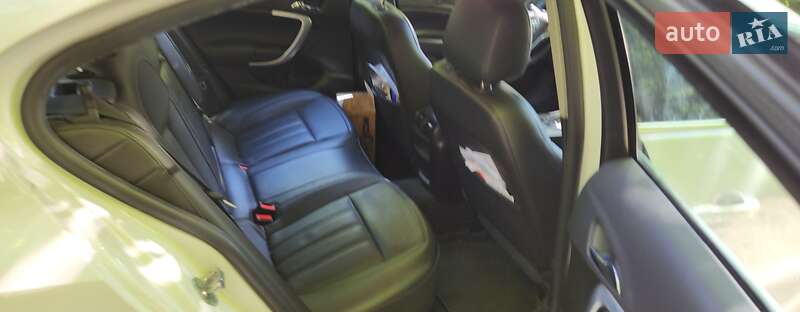 Седан Buick Regal 2015 в Киеве