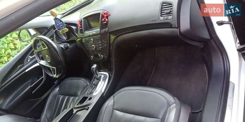 Седан Buick Regal 2013 в Ромнах фото 16 Седан Buick Regal 2013 в Ромнах