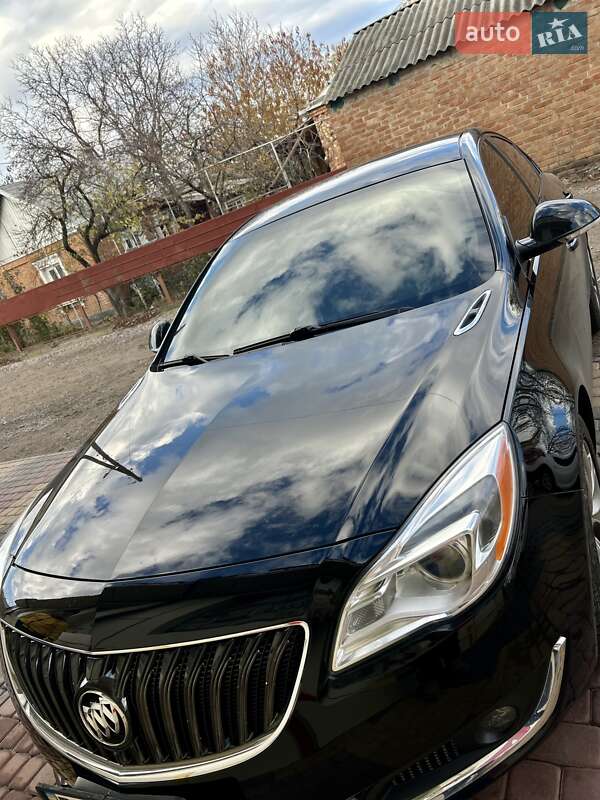 Седан Buick Regal 2015 в Первомайську