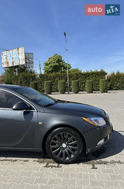 Седан Buick Regal 2011 в 