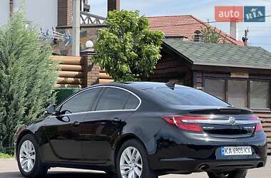 Лифтбек Buick Regal 2015 в 