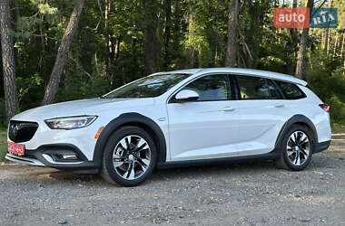 Седан Buick Regal 2018 в Киеве