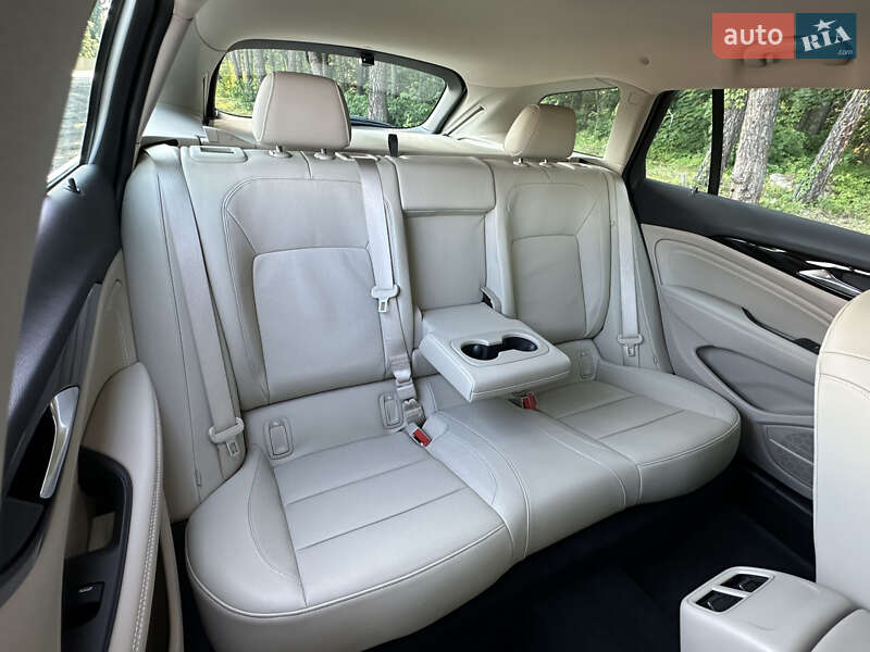 Седан Buick Regal 2018 в Киеве