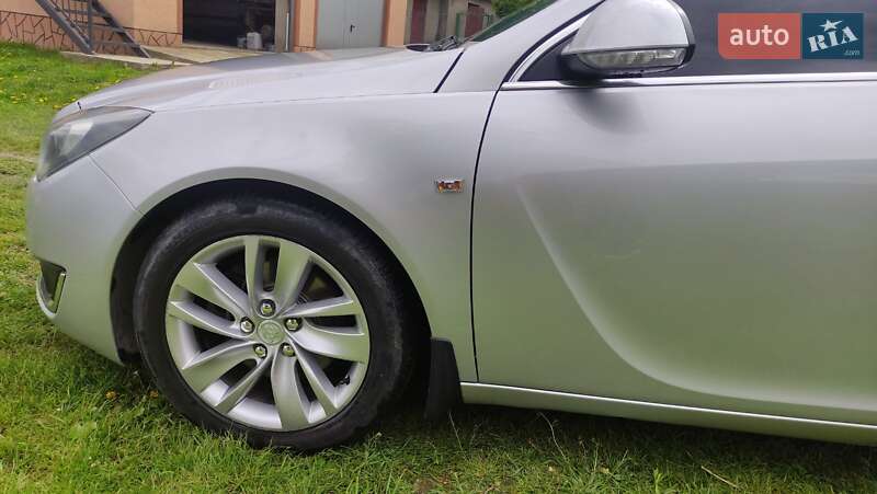 Седан Buick Regal 2013 в Рава-Русской