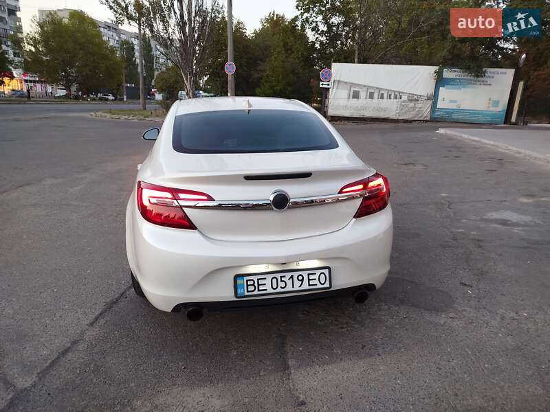 Седан Buick Regal 2015 в Николаеве