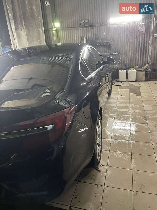 Седан Buick Regal 2015 в 