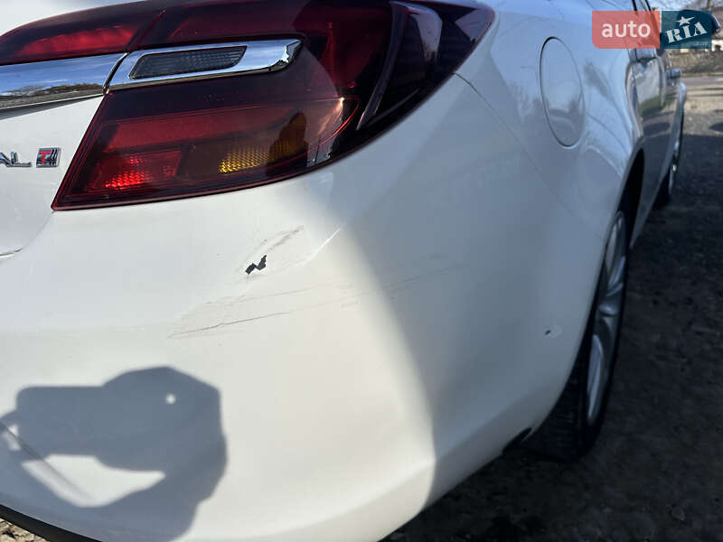 Седан Buick Regal 2013 в Ивано-Франковске