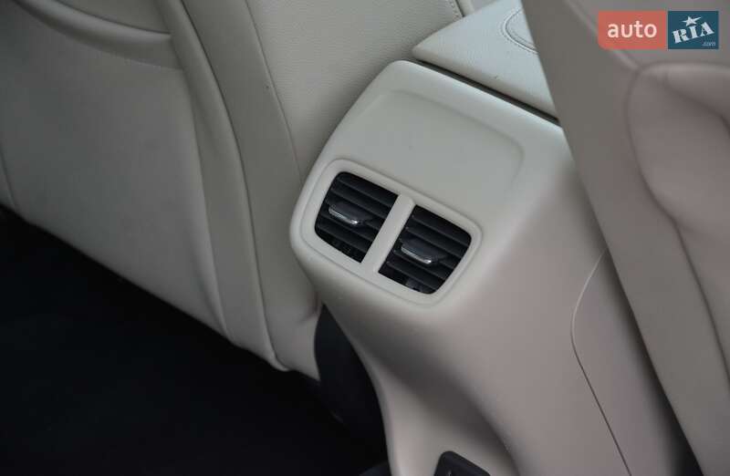 Седан Buick Regal 2018 в Киеве