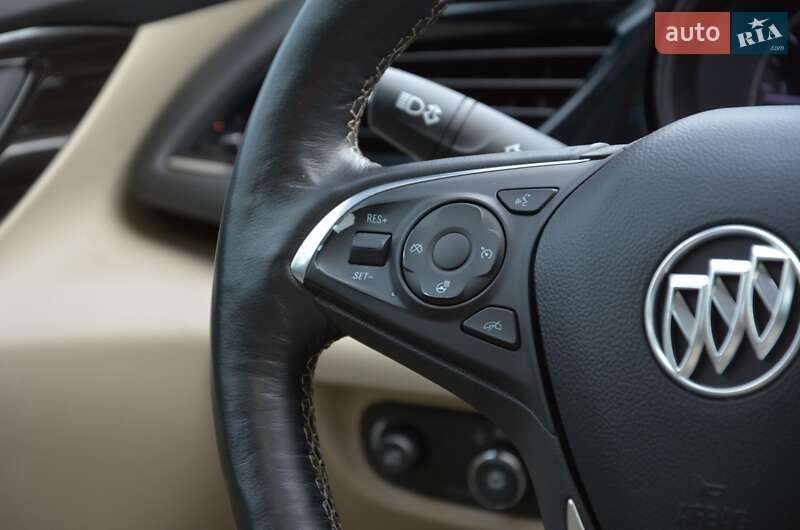 Седан Buick Regal 2018 в Киеве