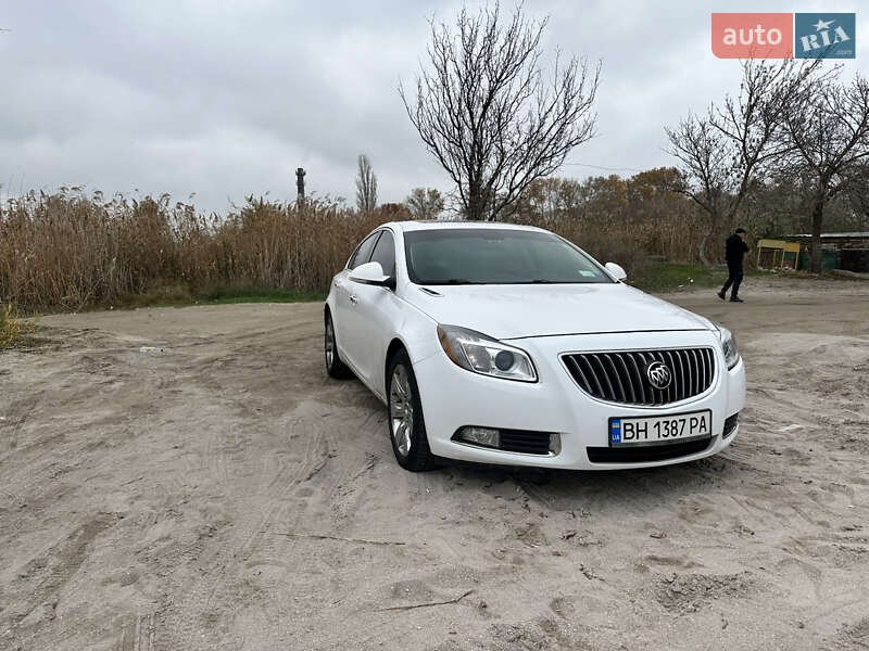 Седан Buick Regal 2013 в Николаеве
