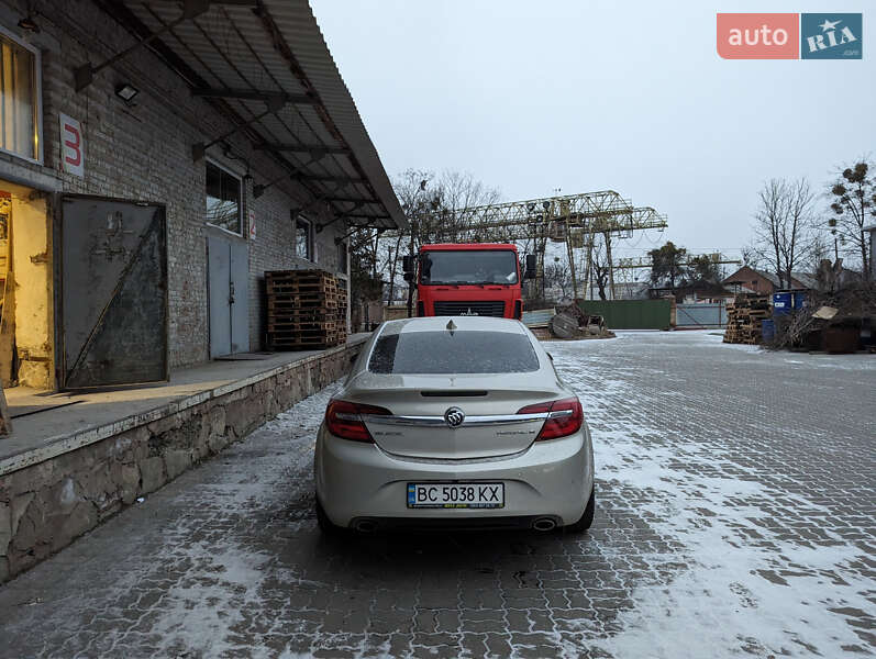 Седан Buick Regal 2016 в Шептицькому