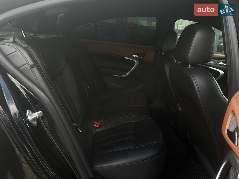 Седан Buick Regal 2016 в Киеве