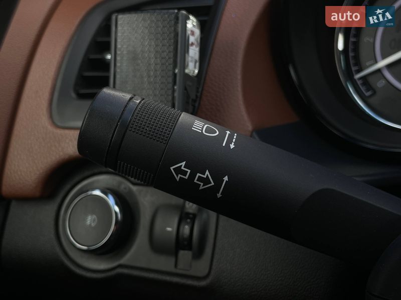 Седан Buick Regal 2016 в Киеве