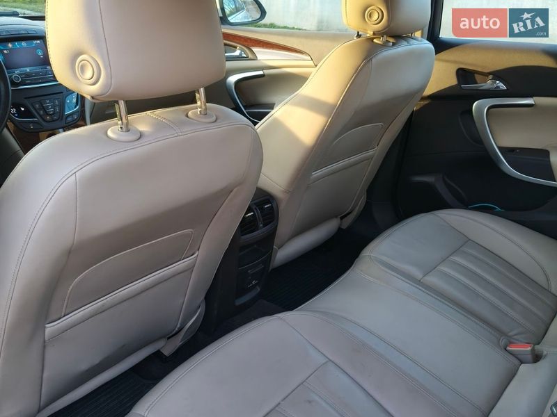 Седан Buick Regal 2013 в Дніпрі