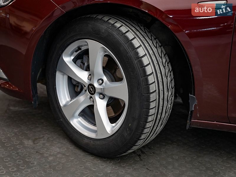 Седан Buick Regal 2018 в Киеве