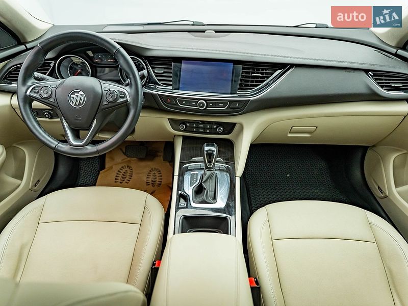 Седан Buick Regal 2018 в Киеве