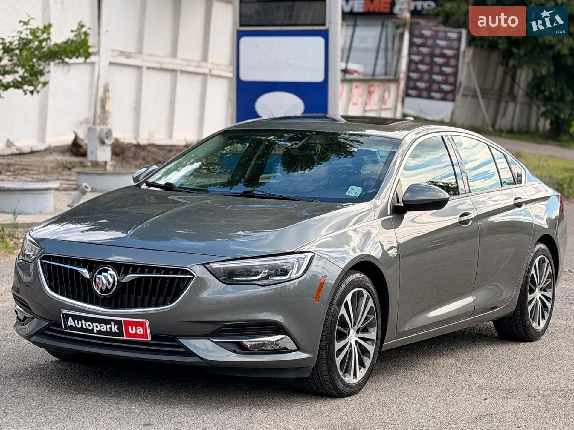 2018 Buick Regal - мініатюра 2