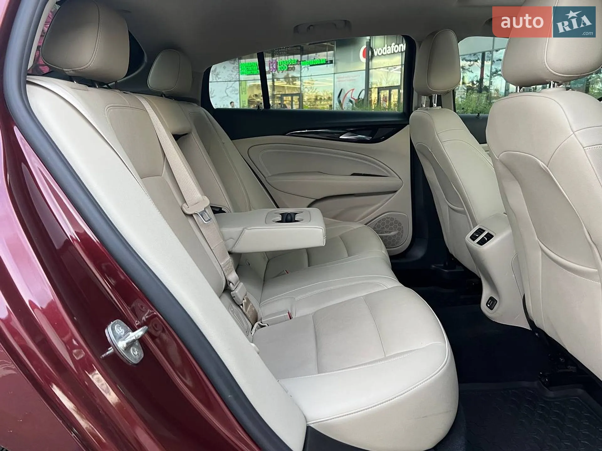 2018 Buick Regal - мініатюра 11