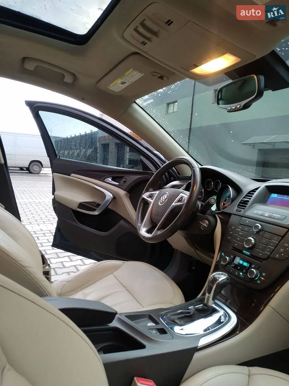 2010 Buick Regal - мініатюра 13