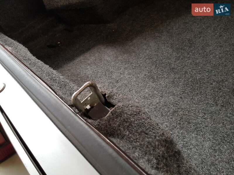 Купе Buick Riviera 1989 в Києві