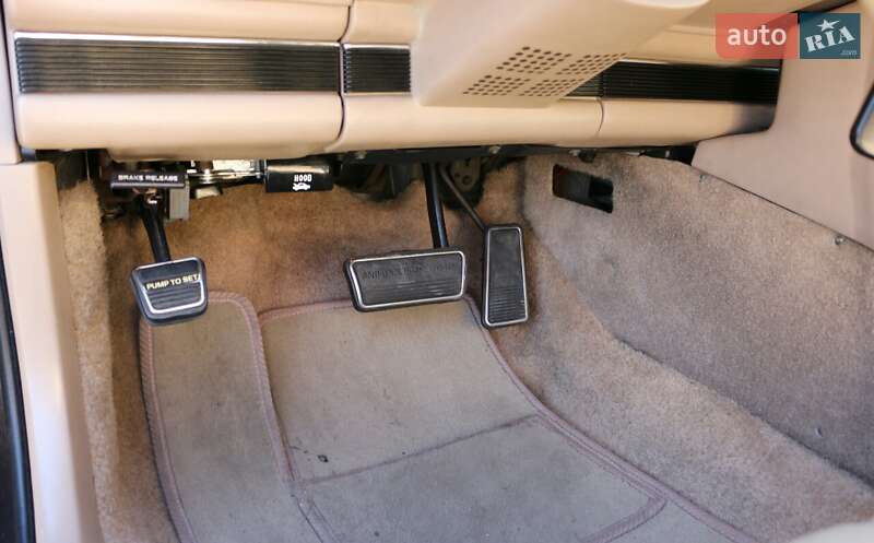 Купе Buick Riviera 1989 в Києві