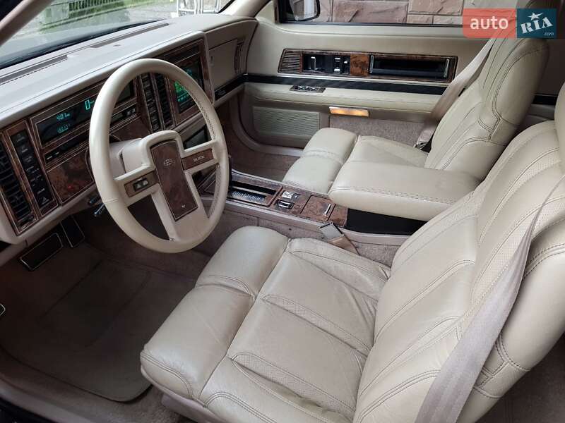 Купе Buick Riviera 1989 в Києві