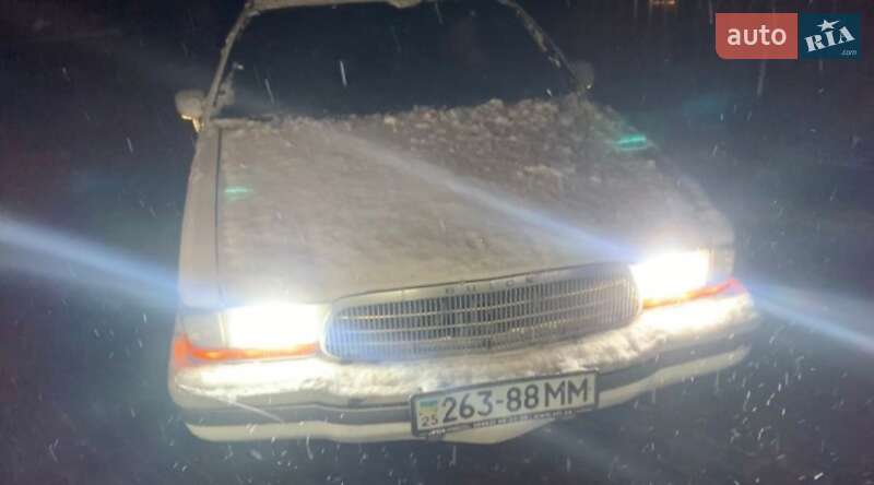 Седан Buick Roadmaster 1992 в Чернигове