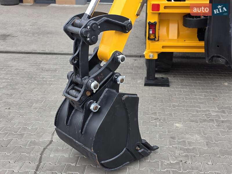 Екскаватор навантажувач Bull HD 100 2025 в Рівному