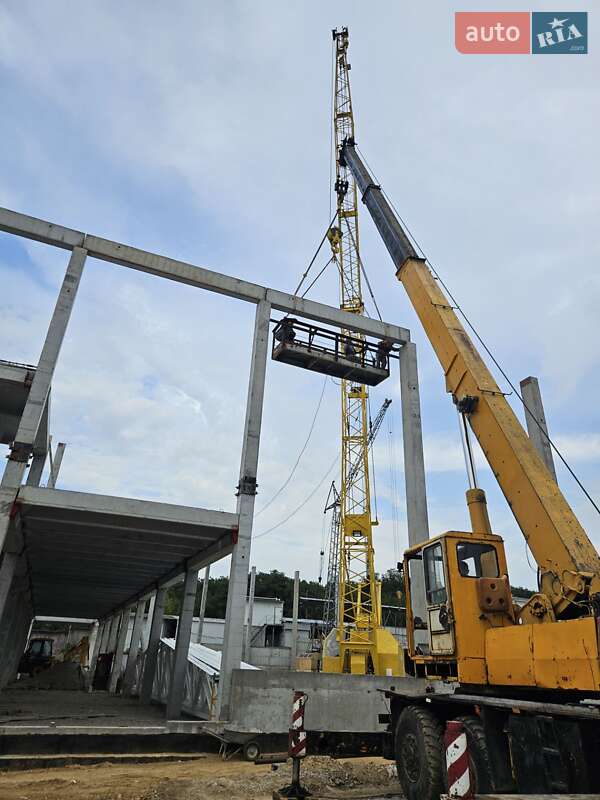 Автокран Bumar Fablok PS 1984 в Бориславі