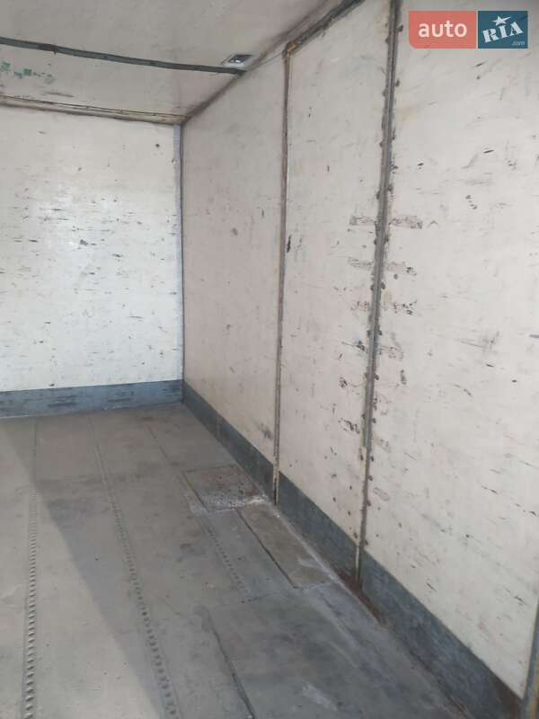 Изотермическая будка Burg BPA-09.18 1990 в Баре