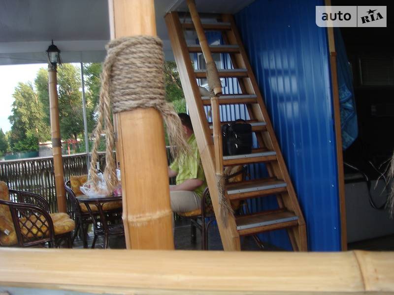 Другой водный транспорт Buster Phantom Cabin 2010 в Киеве